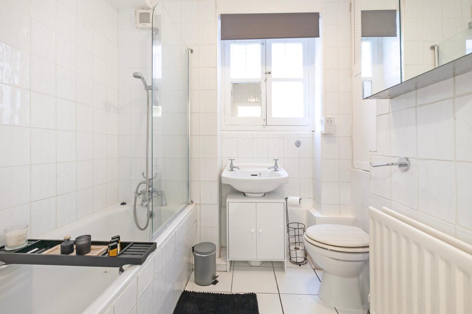 Beautiful One Bedroom Flat In Scott Ellis Gardens Londra Exterior foto